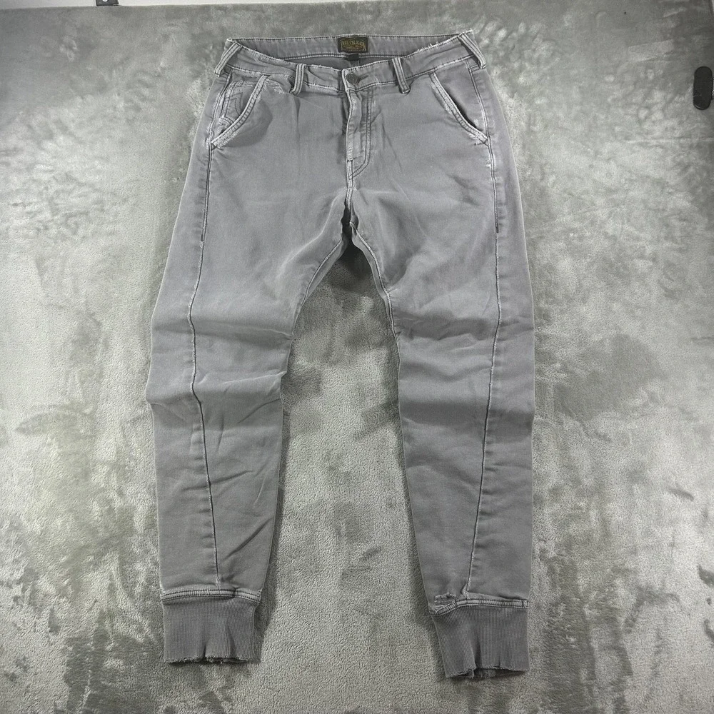 True Religion Runner Relaxed Jeans Mens 31x29 Gray Med Wash Tapered Cuffed
